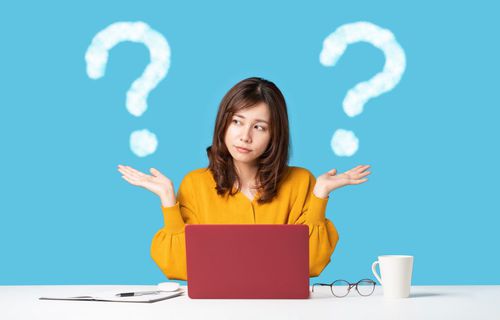 بانی مد یا مدیسه؟ کدام یک در زمینه پوشاک زنانه بهتر است؟